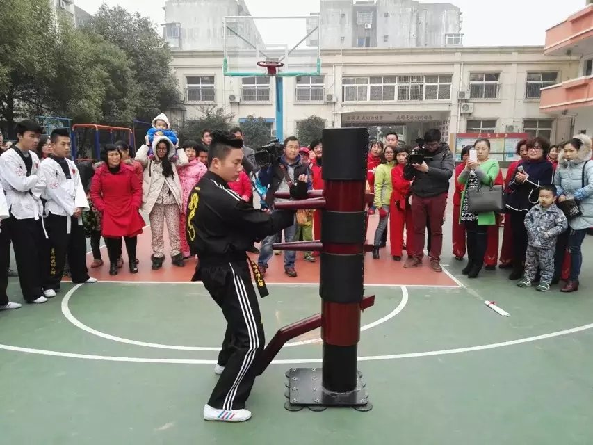 木人桩表演